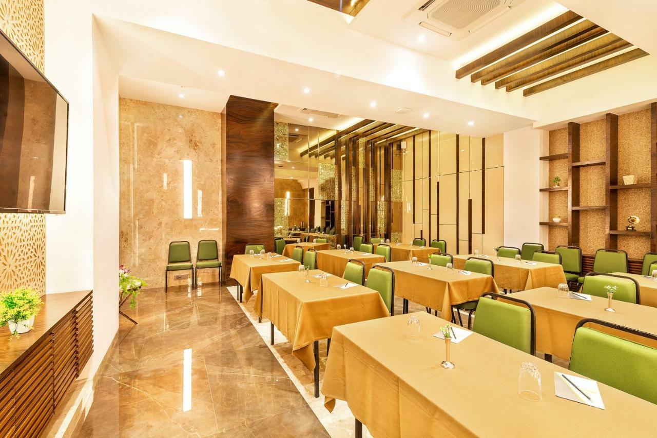 Hotel Wego Bombay Exterior foto